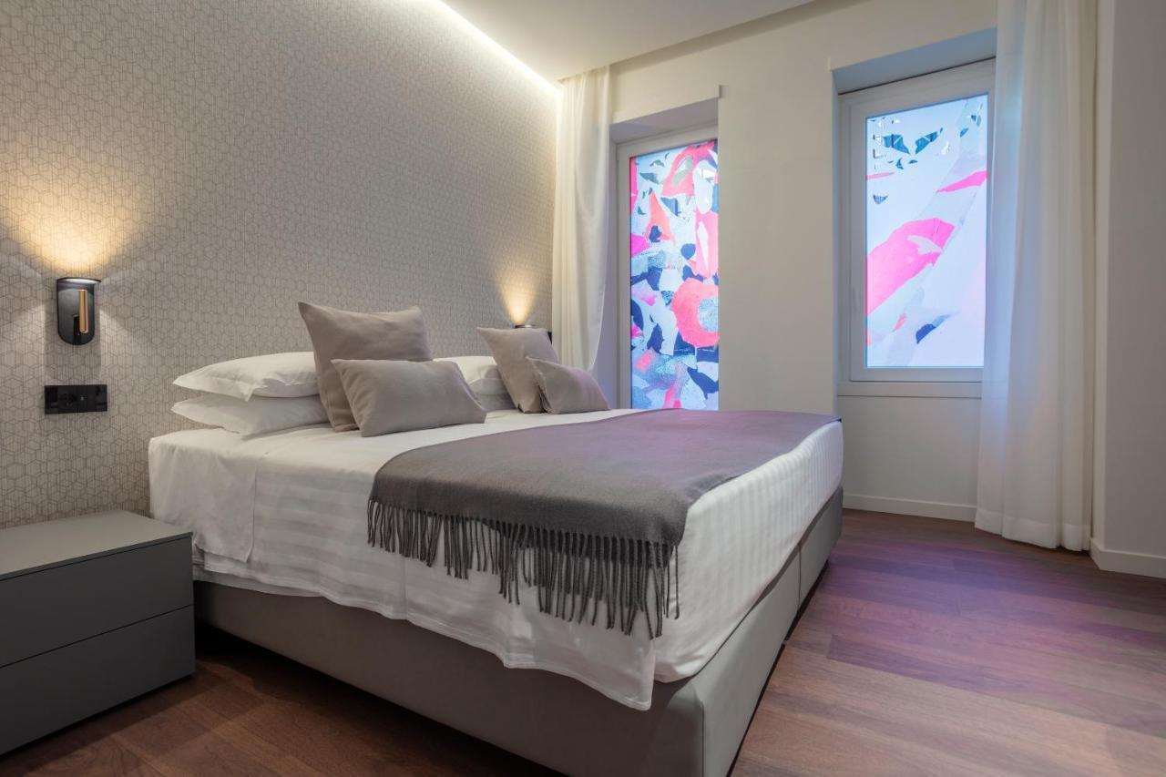 Sant'Ambrogio Apartments, Reception H24 มิลาน ภายนอก รูปภาพ