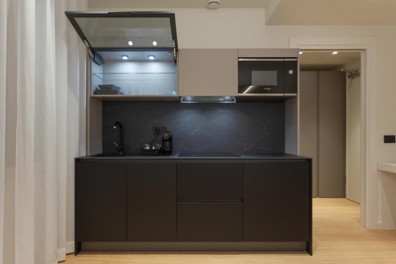 Sant'Ambrogio Apartments, Reception H24 มิลาน ภายนอก รูปภาพ